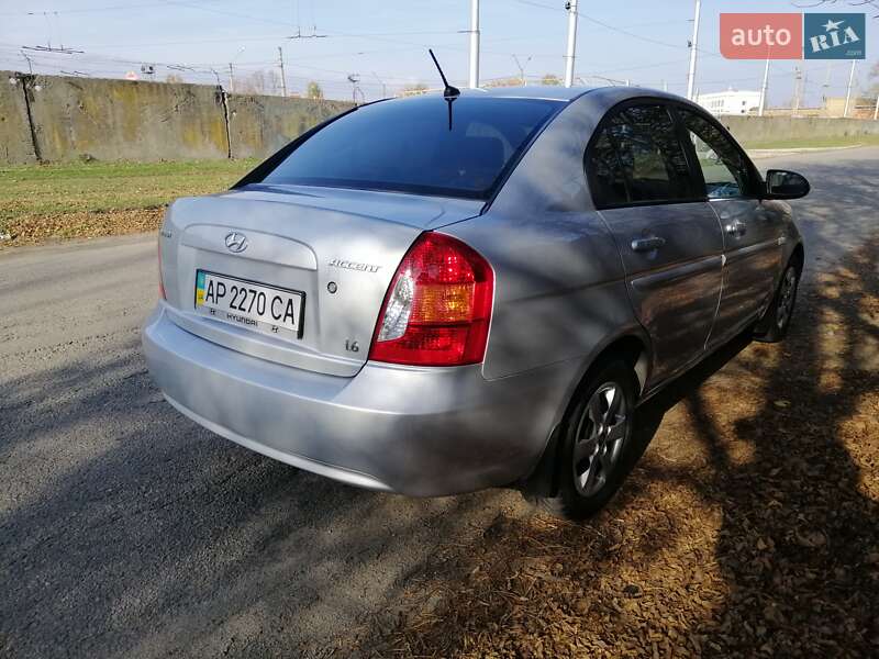 Седан Hyundai Accent 2008 в Запорожье