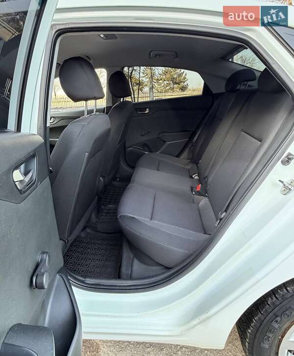 Седан Hyundai Accent 2017 в Днепре