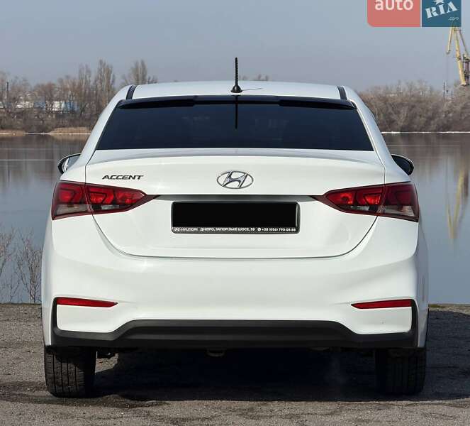Седан Hyundai Accent 2017 в Днепре
