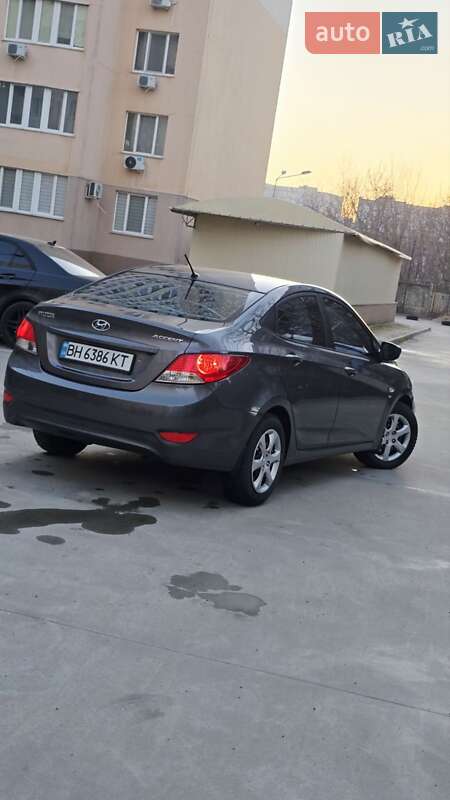 Седан Hyundai Accent 2012 в Одессе