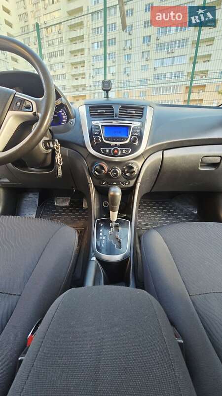 Седан Hyundai Accent 2012 в Одессе