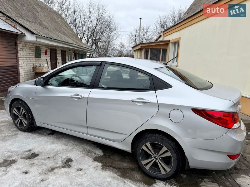 Седан Hyundai Accent 2011 в Киеве фото 5 Седан Hyundai Accent 2011 в Киеве