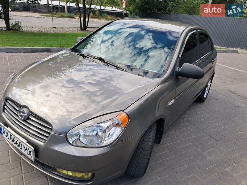 Седан Hyundai Accent 2008 в Днепре