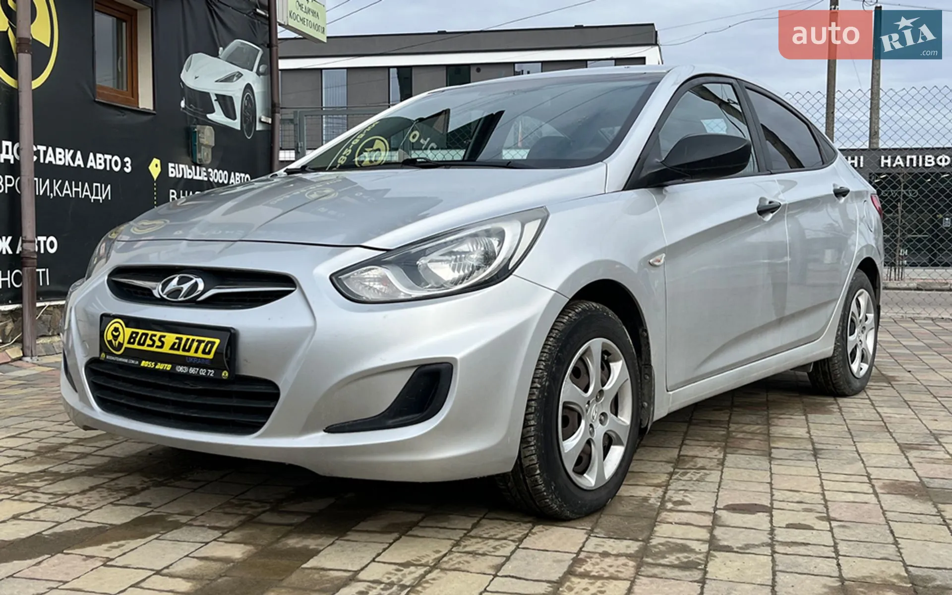 2012 Hyundai Accent - мініатюра 3