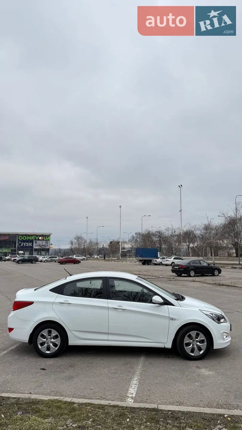 2016 Hyundai Accent - мініатюра 11