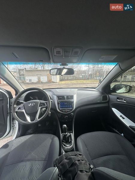 Седан Hyundai Accent 2011 в Днепре