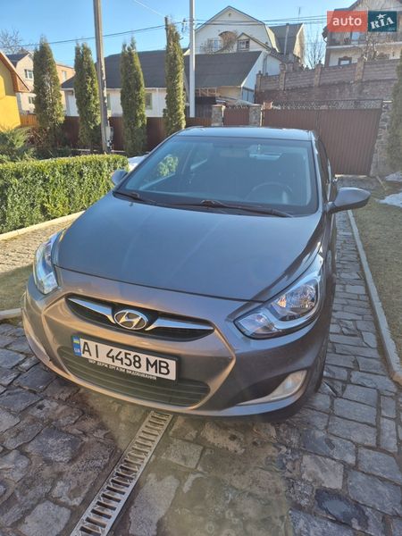 Седан Hyundai Accent 2012 в Киеве