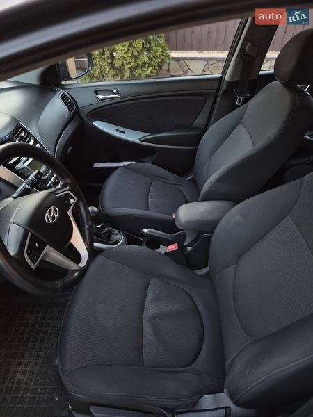 Седан Hyundai Accent 2012 в Киеве