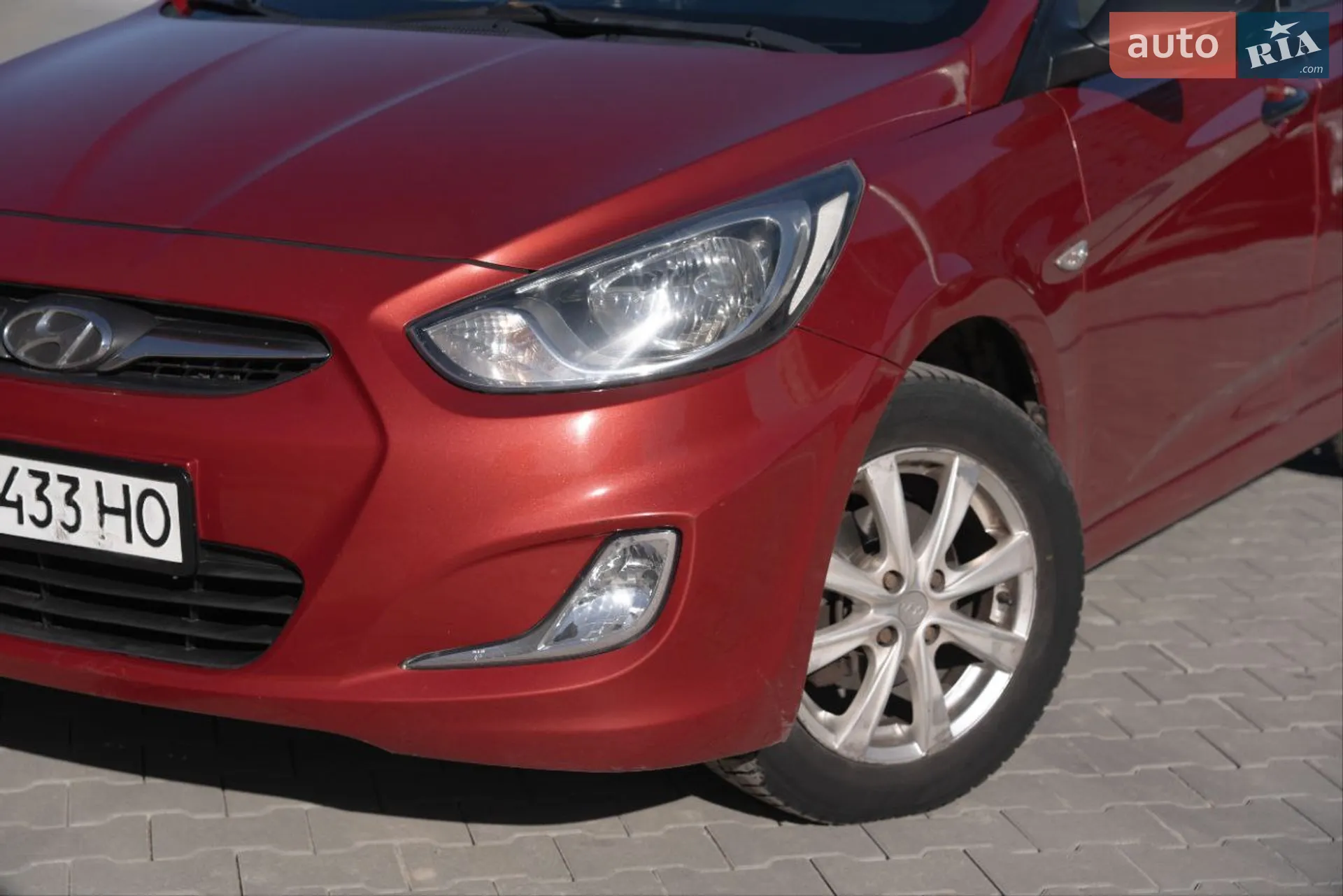 2011 Hyundai Accent - мініатюра 2