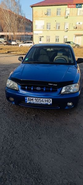 Hyundai Accent 2001