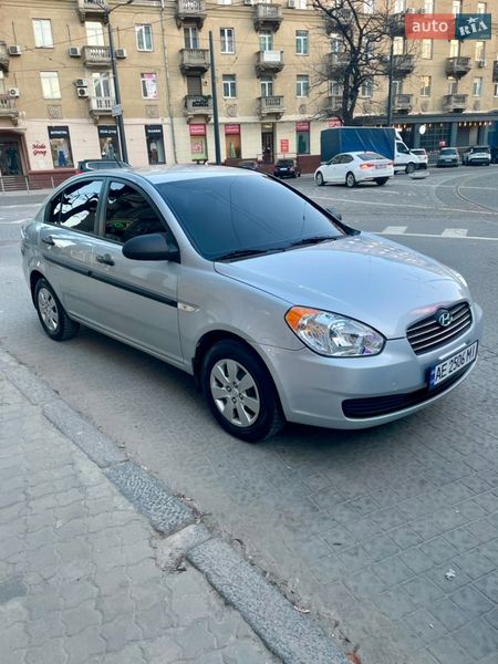 Hyundai Accent 2009
