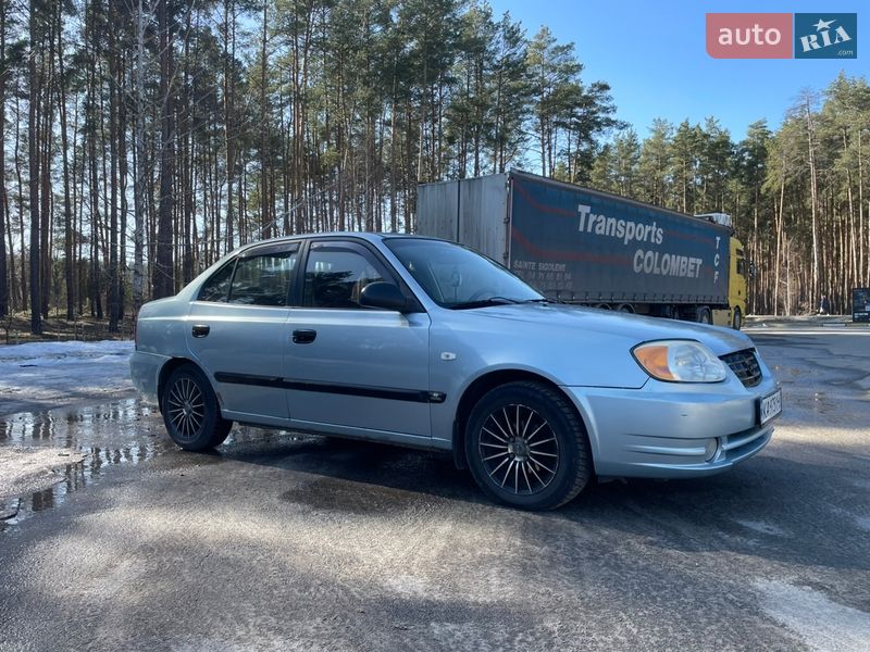 Седан Hyundai Accent 2003 в Ирпене