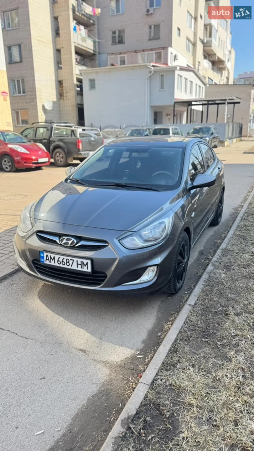 2013 Hyundai Accent - мініатюра 13