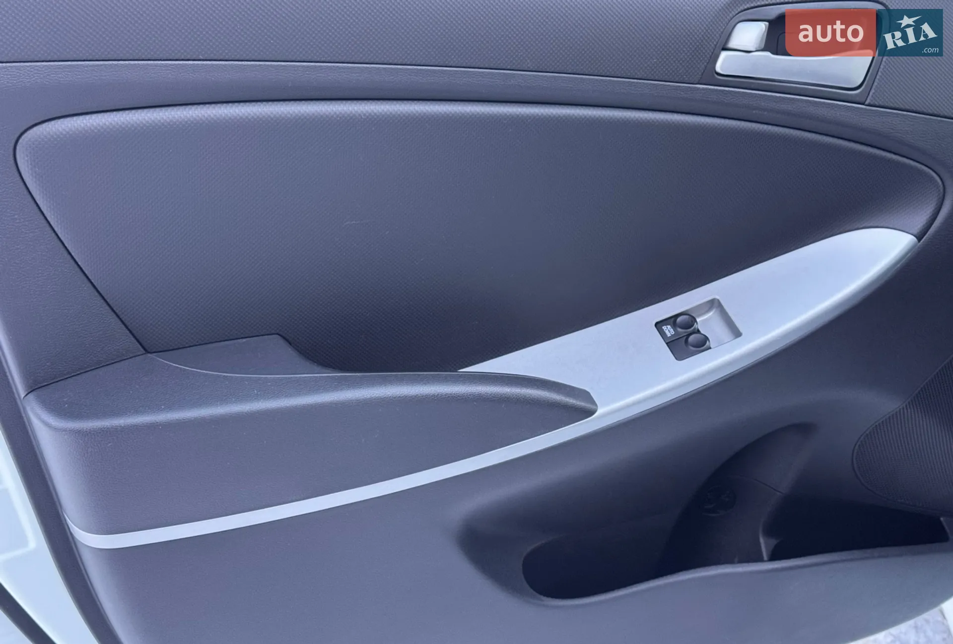 2012 Hyundai Accent - мініатюра 7