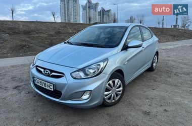 Седан Hyundai Accent 2011 в Киеве