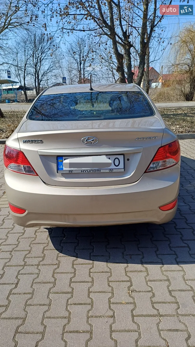 2012 Hyundai Accent - мініатюра 3
