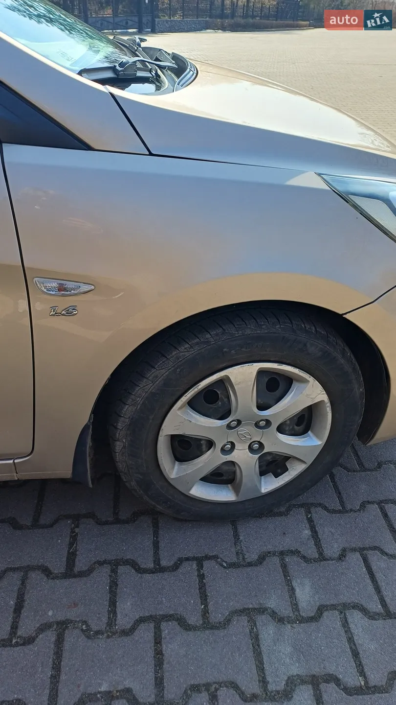 2012 Hyundai Accent - мініатюра 26