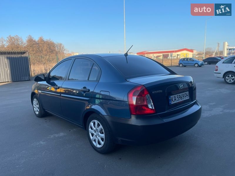 Седан Hyundai Accent 2007 в Киеве