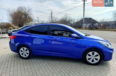 Седан Hyundai Accent 2012 в Новоархангельске