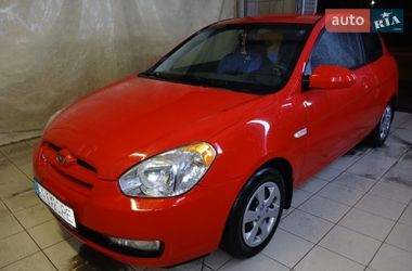 Хэтчбек Hyundai Accent 2008 в Киеве
