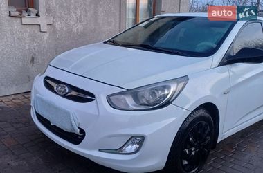 Седан Hyundai Accent 2013 в Києві