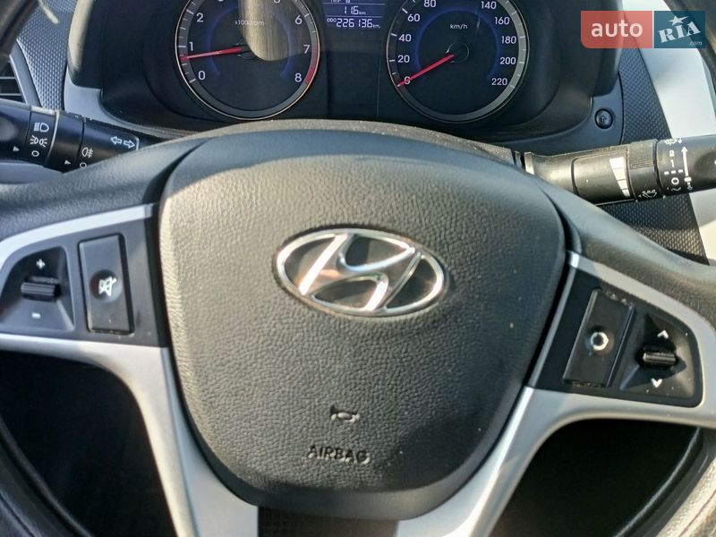 Седан Hyundai Accent 2013 в Луцке