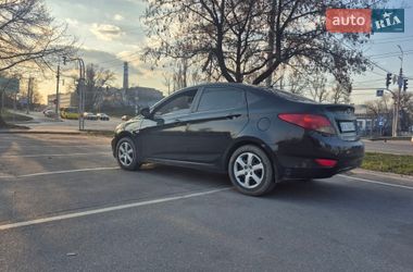 Седан Hyundai Accent 2011 в Киеве
