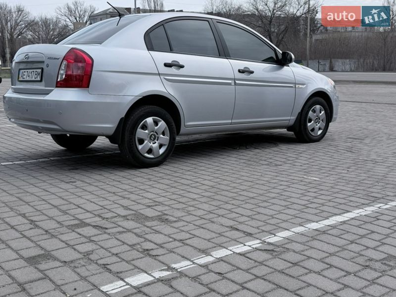Седан Hyundai Accent 2008 в Дніпрі