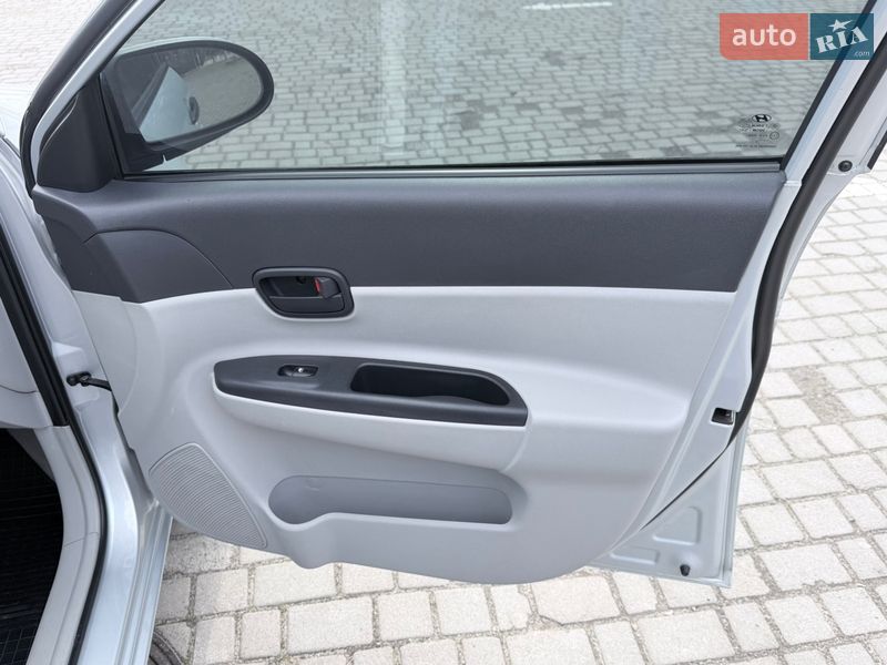 Седан Hyundai Accent 2008 в Дніпрі