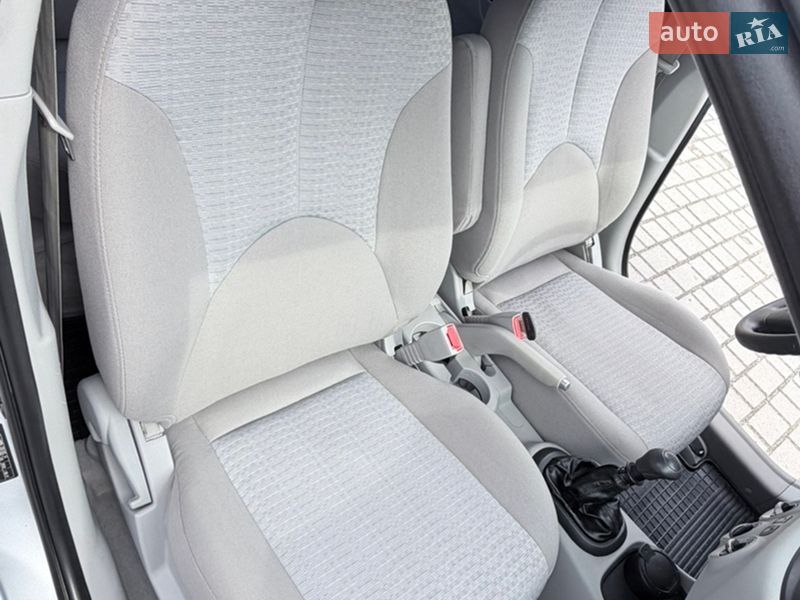 Седан Hyundai Accent 2008 в Дніпрі