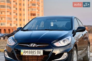 Седан Hyundai Accent 2012 в Ирпене