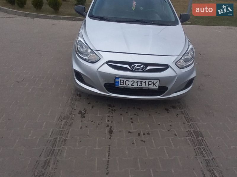 Седан Hyundai Accent 2011 в Шептицькому