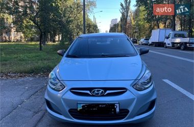 Седан Hyundai Accent 2011 в Херсоне