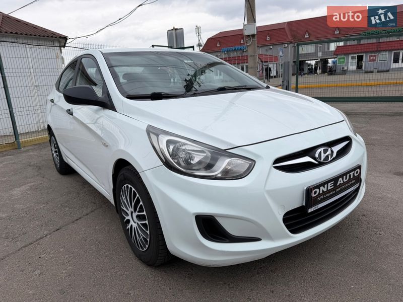 Седан Hyundai Accent 2013 в Киеве фото 3 Седан Hyundai Accent 2013 в Киеве