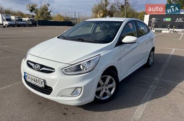 Седан Hyundai Accent 2013 в Киеве