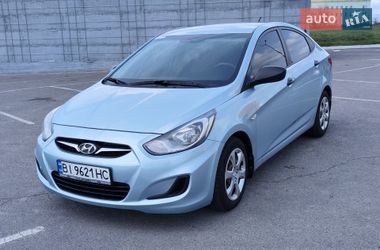 Седан Hyundai Accent 2011 в Полтаве