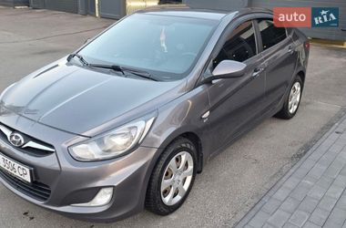 Седан Hyundai Accent 2011 в Києві