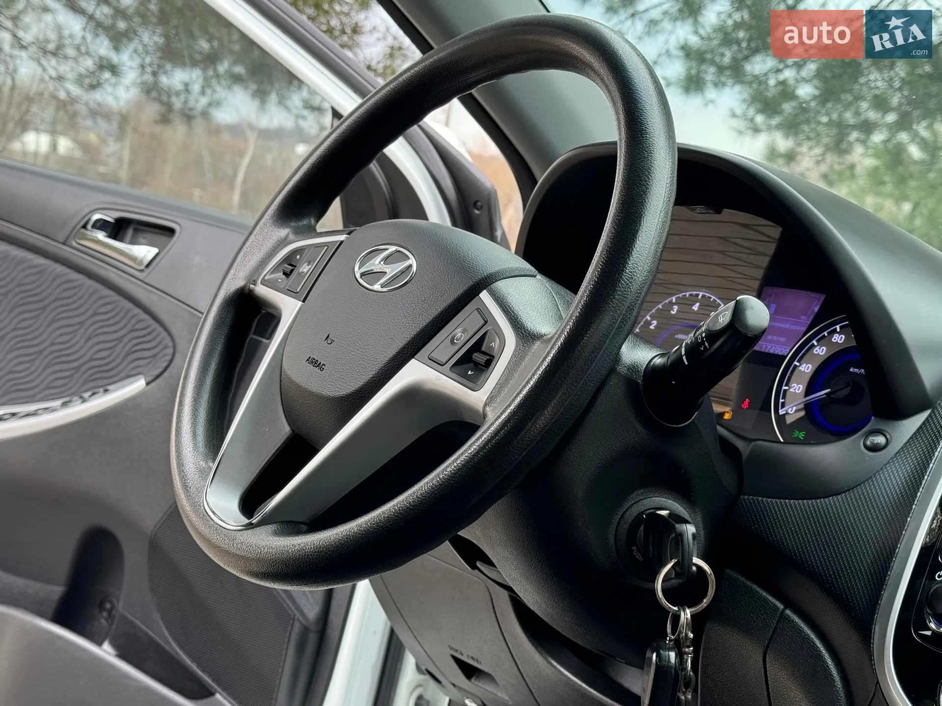 2012 Hyundai Accent - мініатюра 64