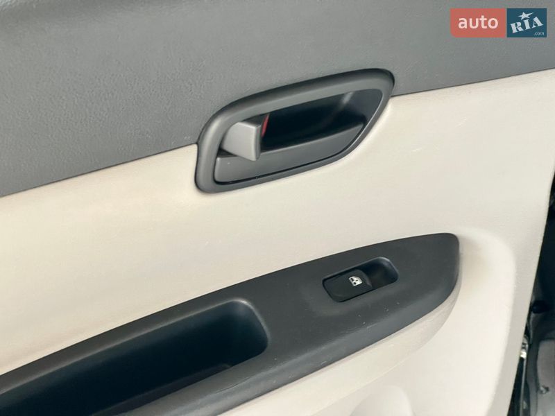 Седан Hyundai Accent 2008 в Киеве