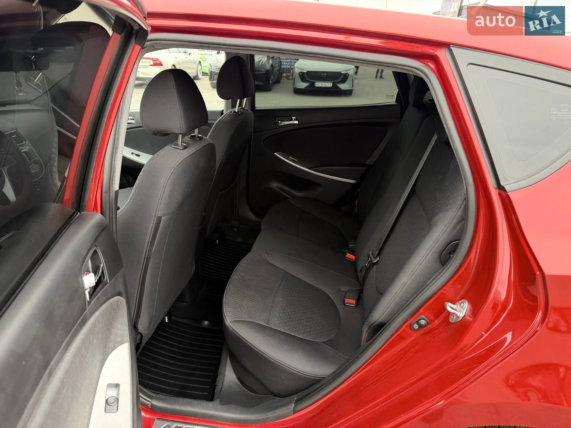 2012 Hyundai Accent - мініатюра 35