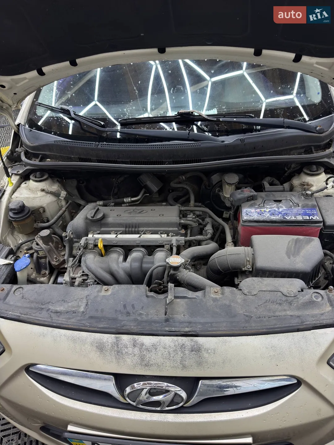 2011 Hyundai Accent - мініатюра 11