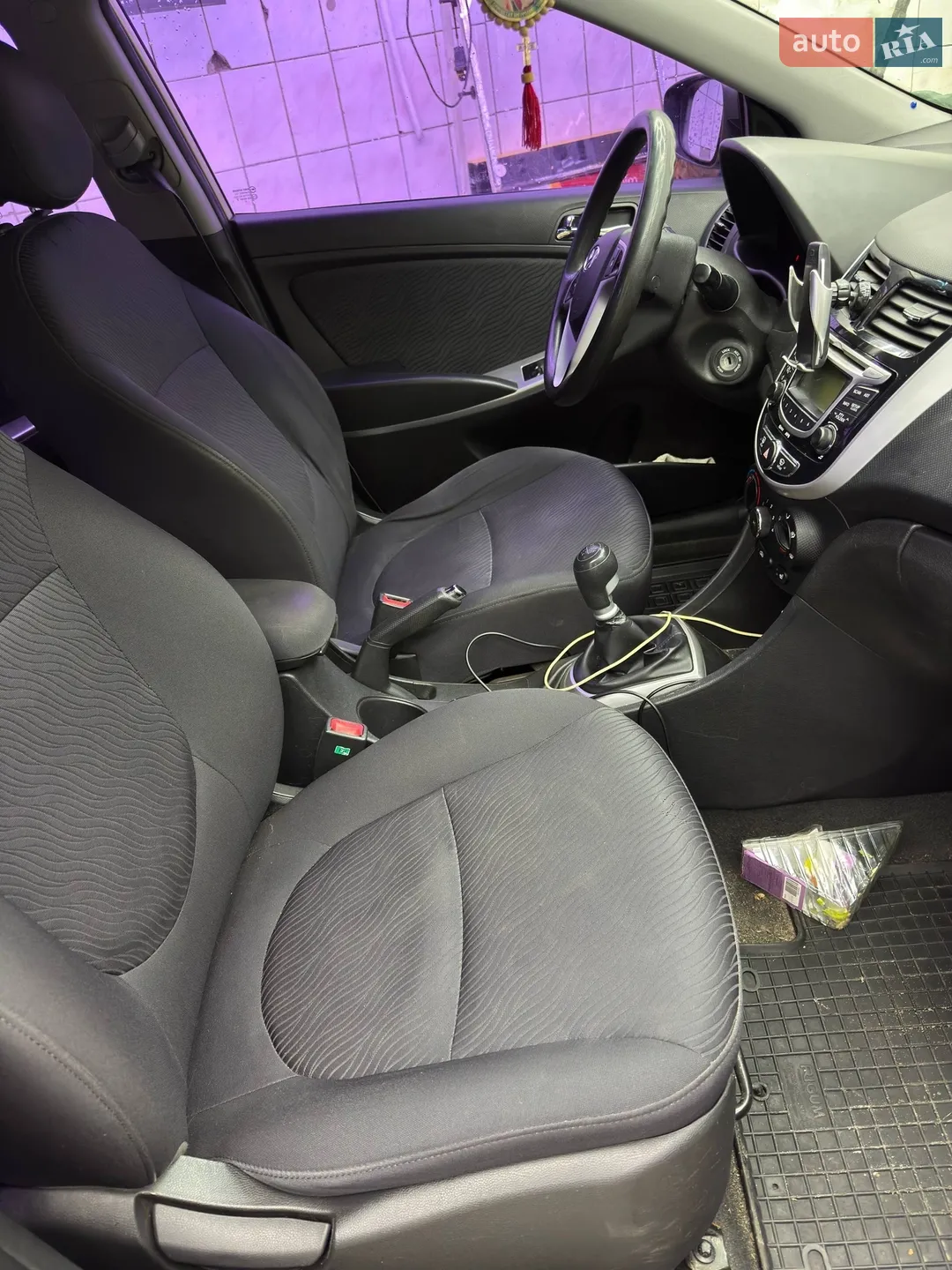 2011 Hyundai Accent - мініатюра 8