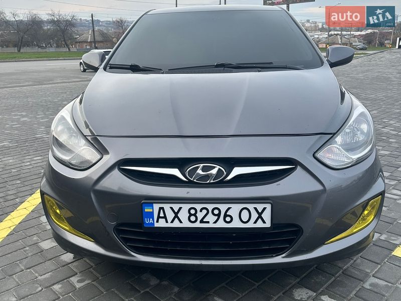 Седан Hyundai Accent 2011 в Харкові