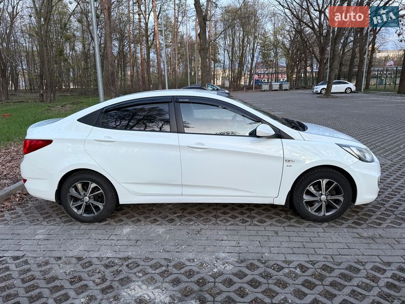 Седан Hyundai Accent 2012 в Харькове