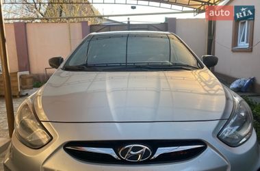 Седан Hyundai Accent 2012 в Херсоні
