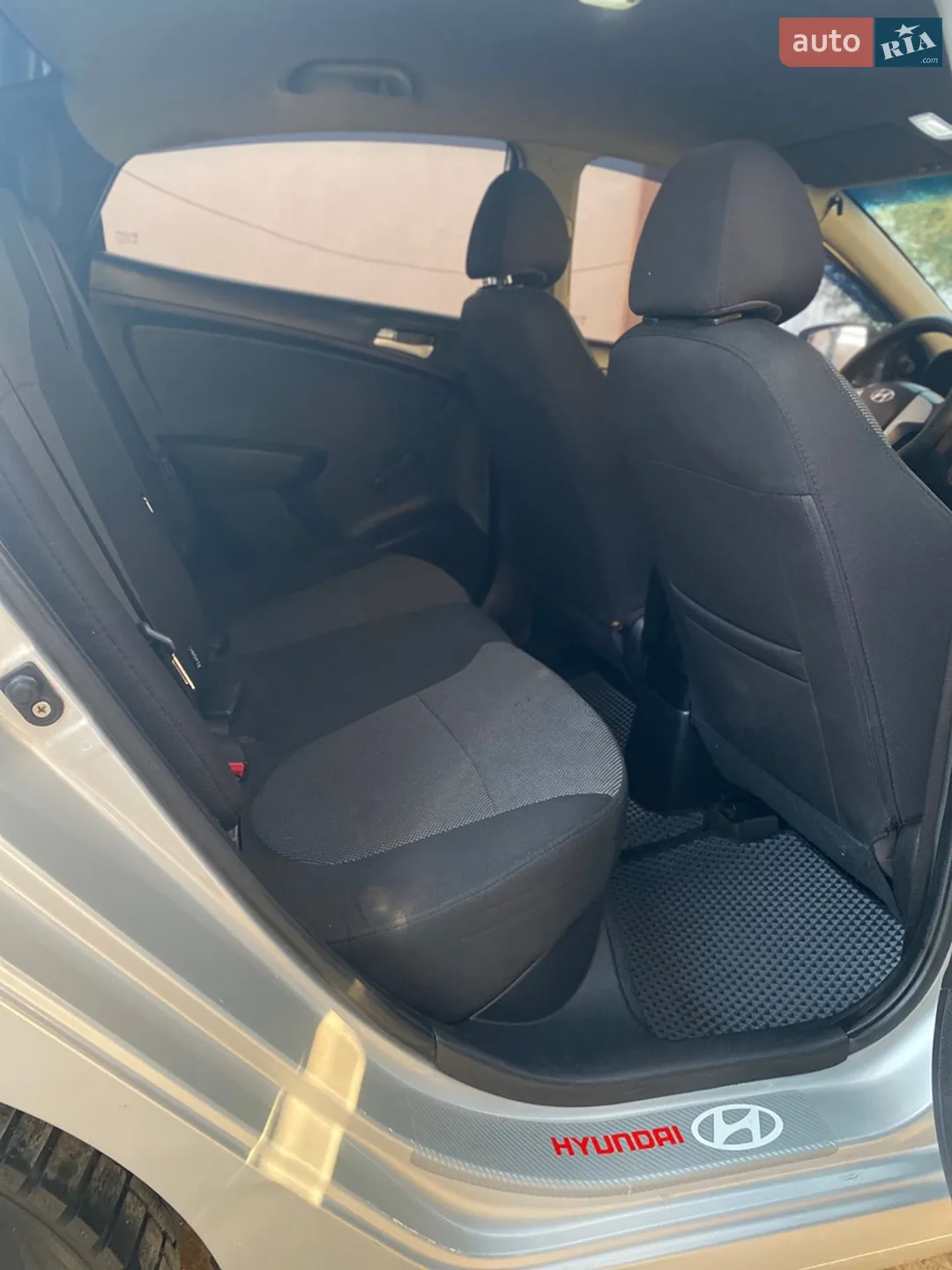 2012 Hyundai Accent - мініатюра 6