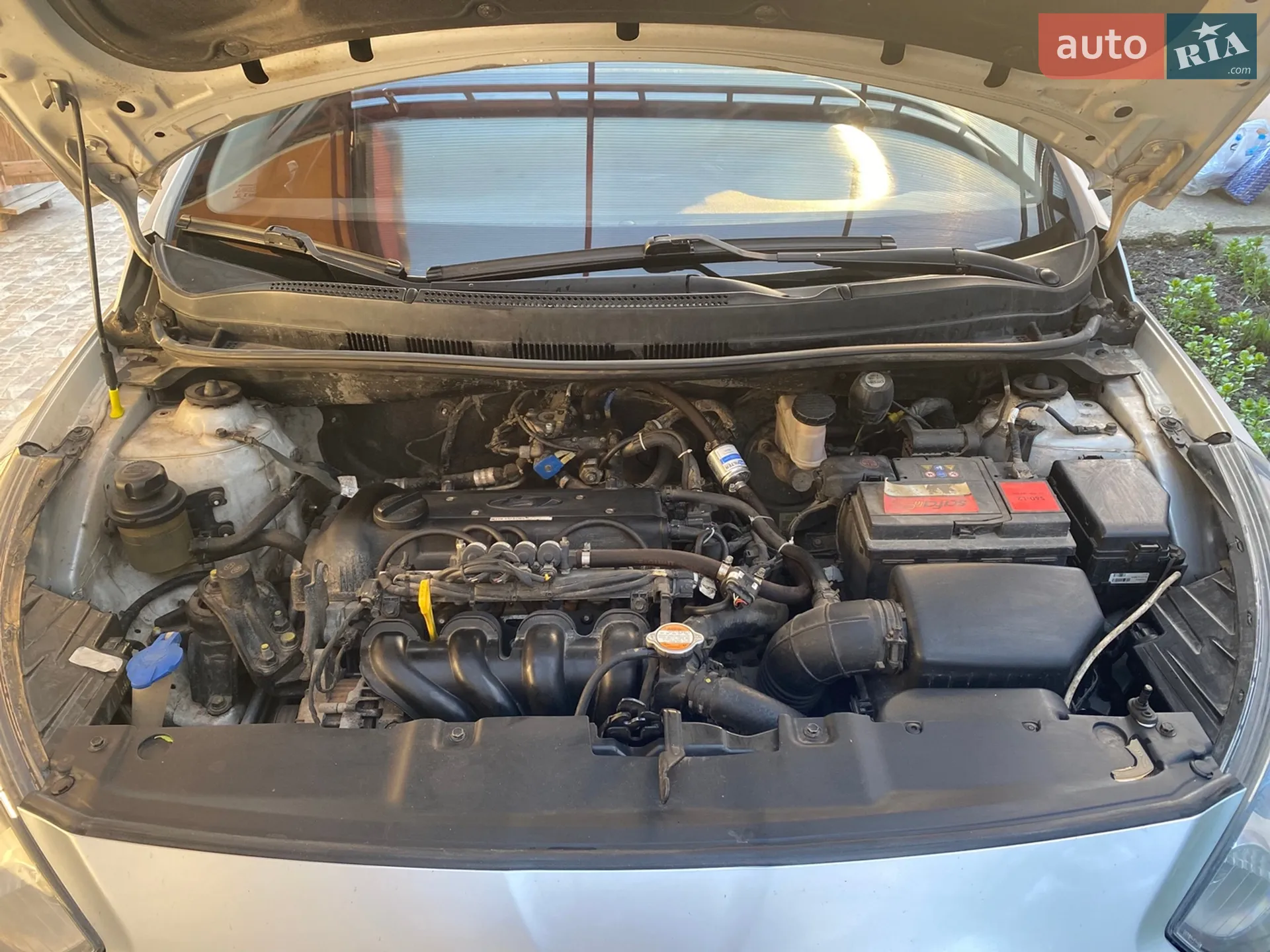 2012 Hyundai Accent - мініатюра 16
