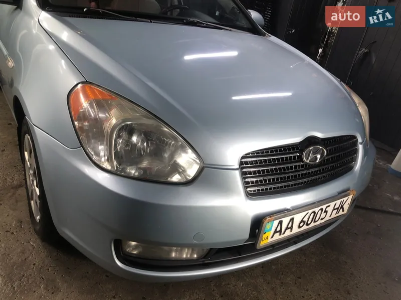 Hyundai Accent