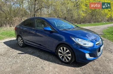 Седан Hyundai Accent 2015 в Киеве