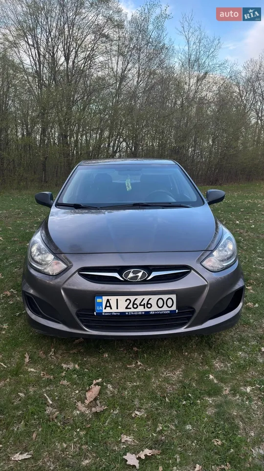 2011 Hyundai Accent - мініатюра 11